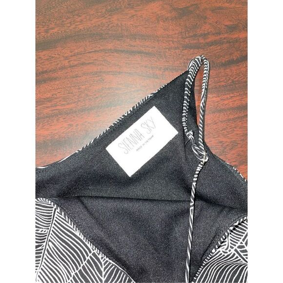 Sienna Sky Tie Front Black and White Tank Top - Picture 5 of 6